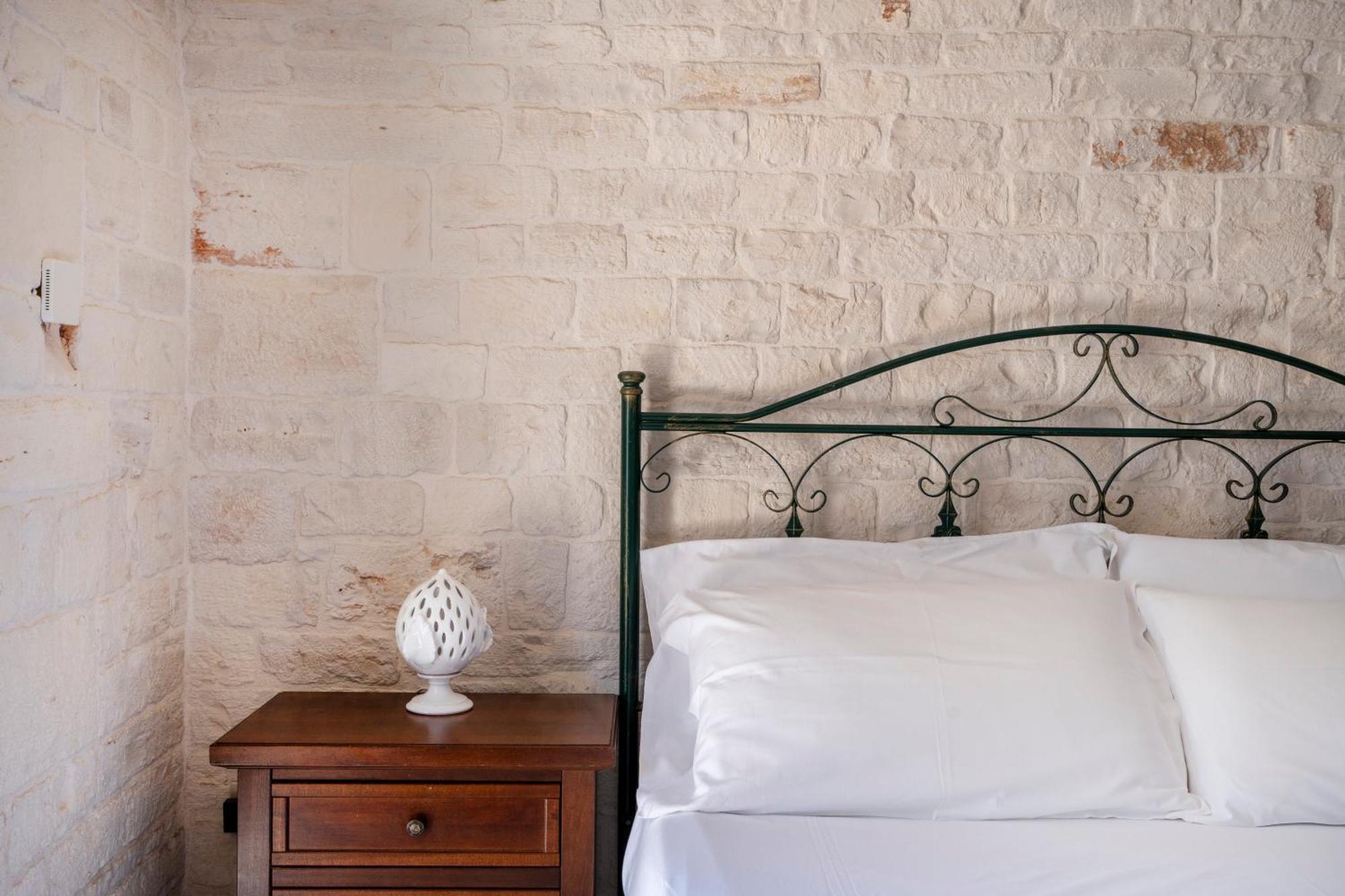 Trulli Contento - Rooms & Apartments Alberobello Chambre photo