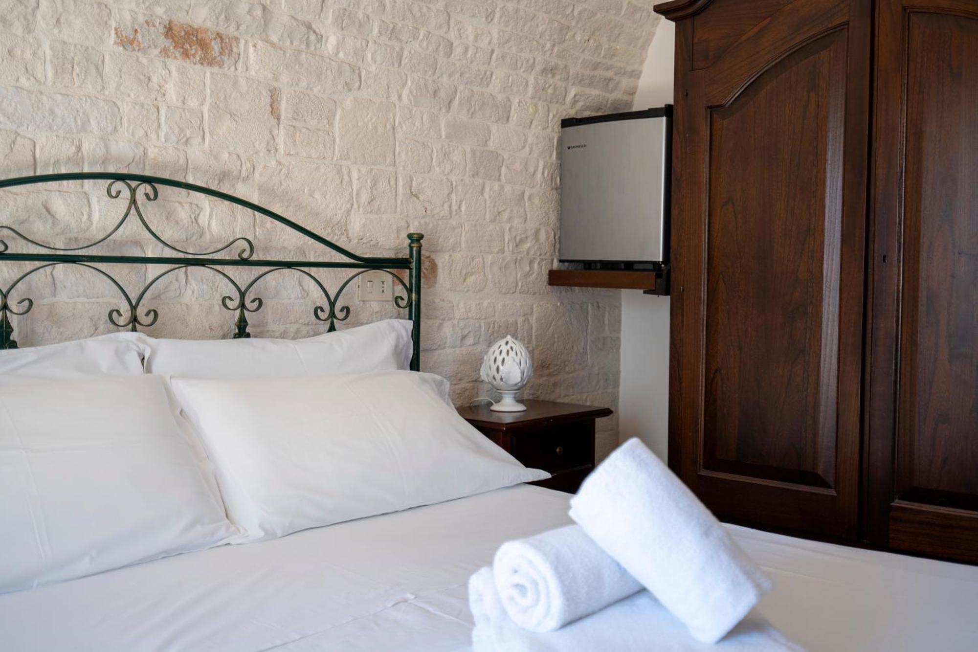 Trulli Contento - Rooms & Apartments Alberobello Chambre photo